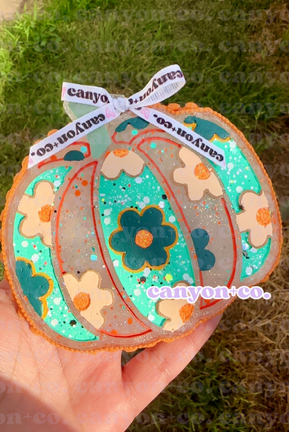 Glittered Pumpkin (various)